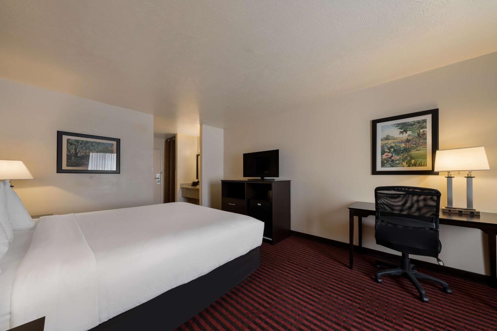 Best Western Salinas Valley Inn & Suites Екстер'єр фото