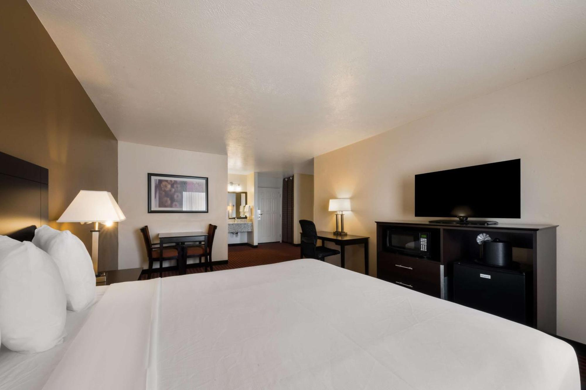 Best Western Salinas Valley Inn & Suites Екстер'єр фото
