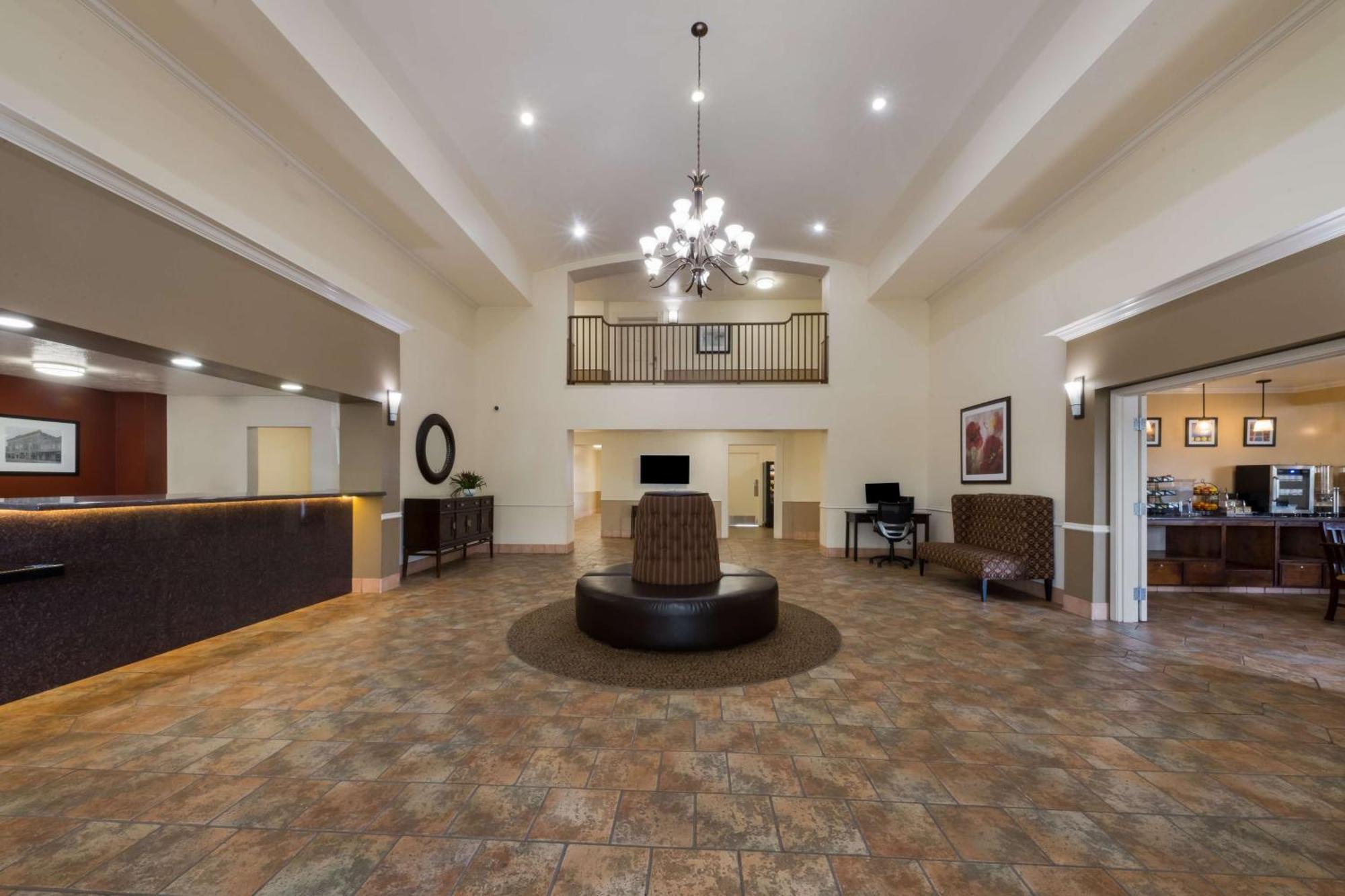 Best Western Salinas Valley Inn & Suites Екстер'єр фото